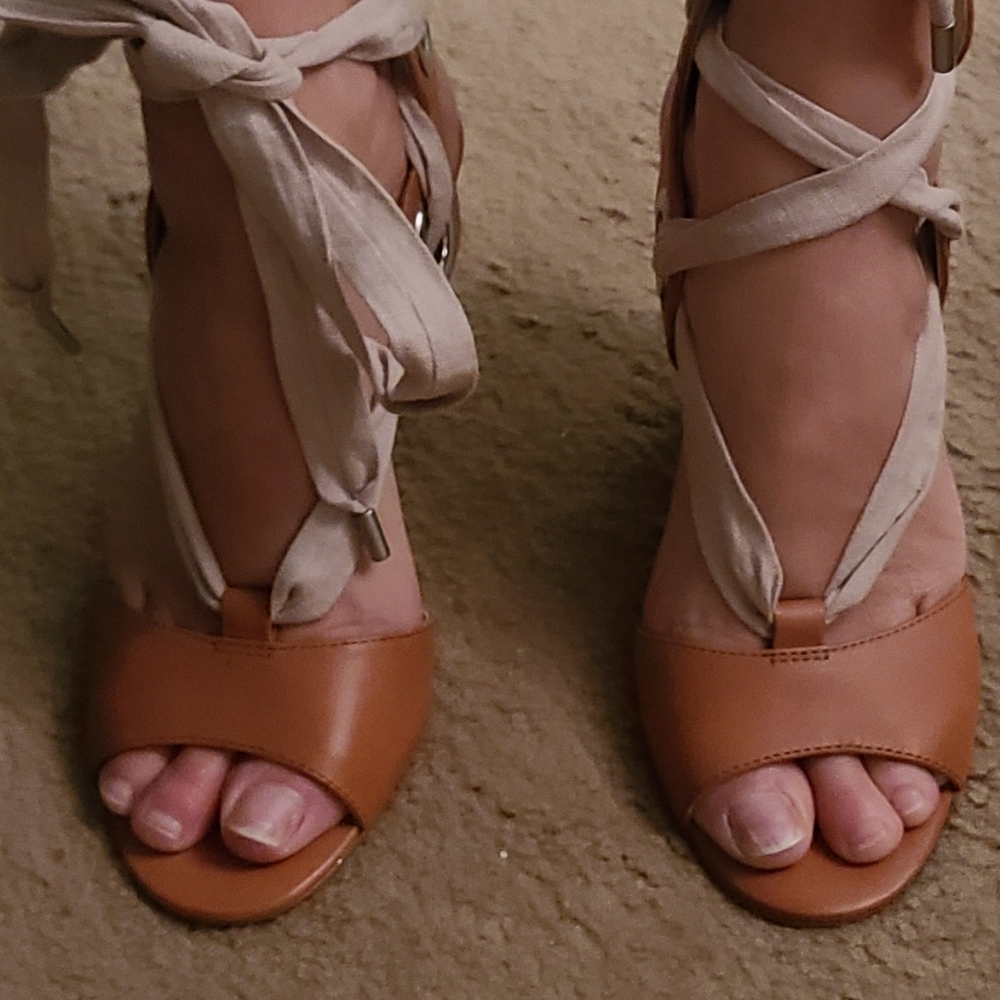 New Shoes - Picture 6 of 6